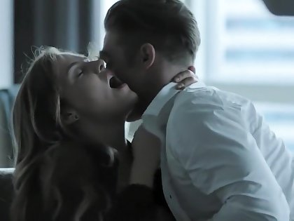 The Girlfriend Experience S01E13 (2016) Riley Keough